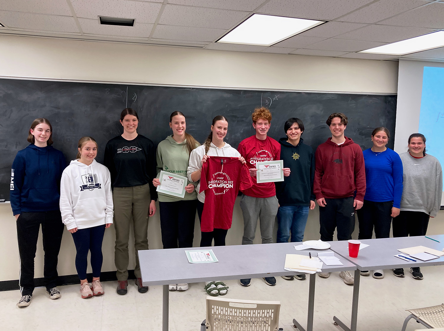 Group of students who participated in the Integration Bee contest
