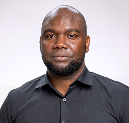 Headshot of Francis Dzikpe