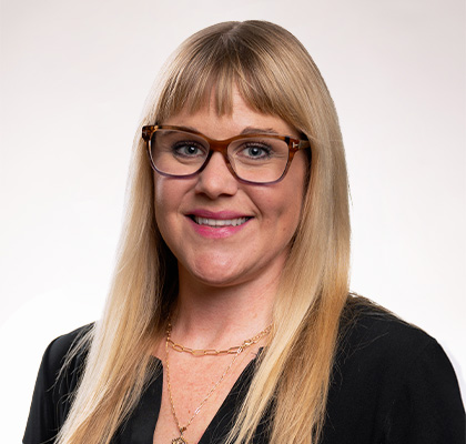 Headshot of Katherine Bangert