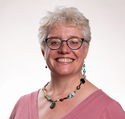 Headshot of Sarah Smits