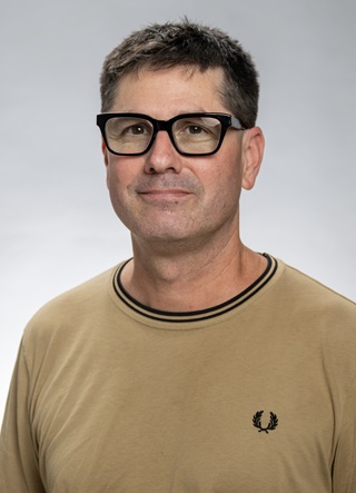 Steven Meads
