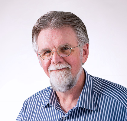 Headshot of Tim Lyden