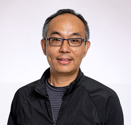 Headshot of Xuefeng Liu