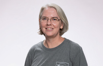 Headshot of Lori Thaxton