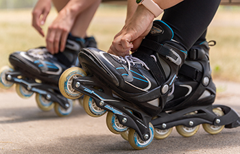 Students put on rollerblades